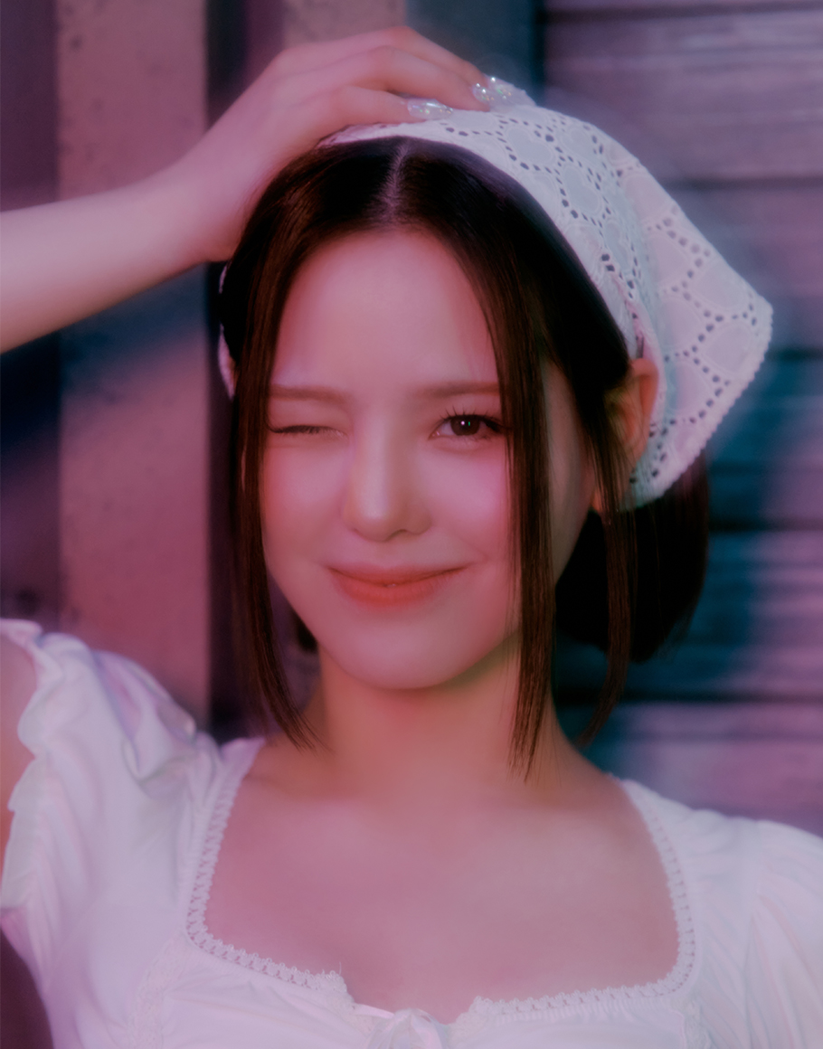 NiziU : Profile