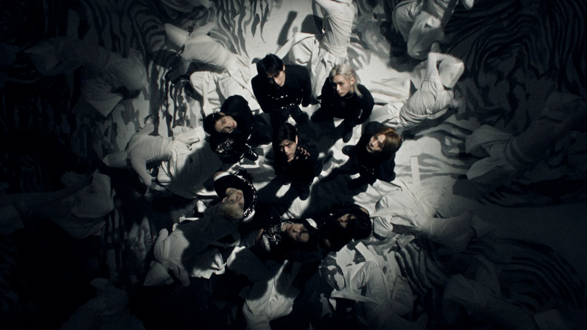 Stray Kids
