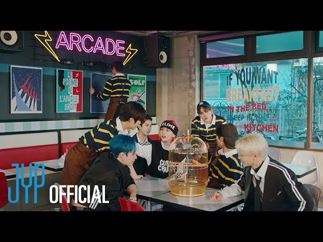 Stray Kids(스트레이 키즈) "MANIAC" M/V